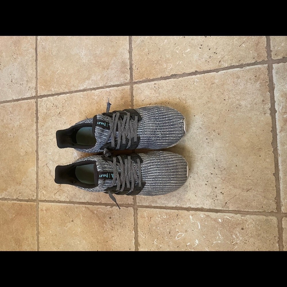 UltraBOOST Parly
